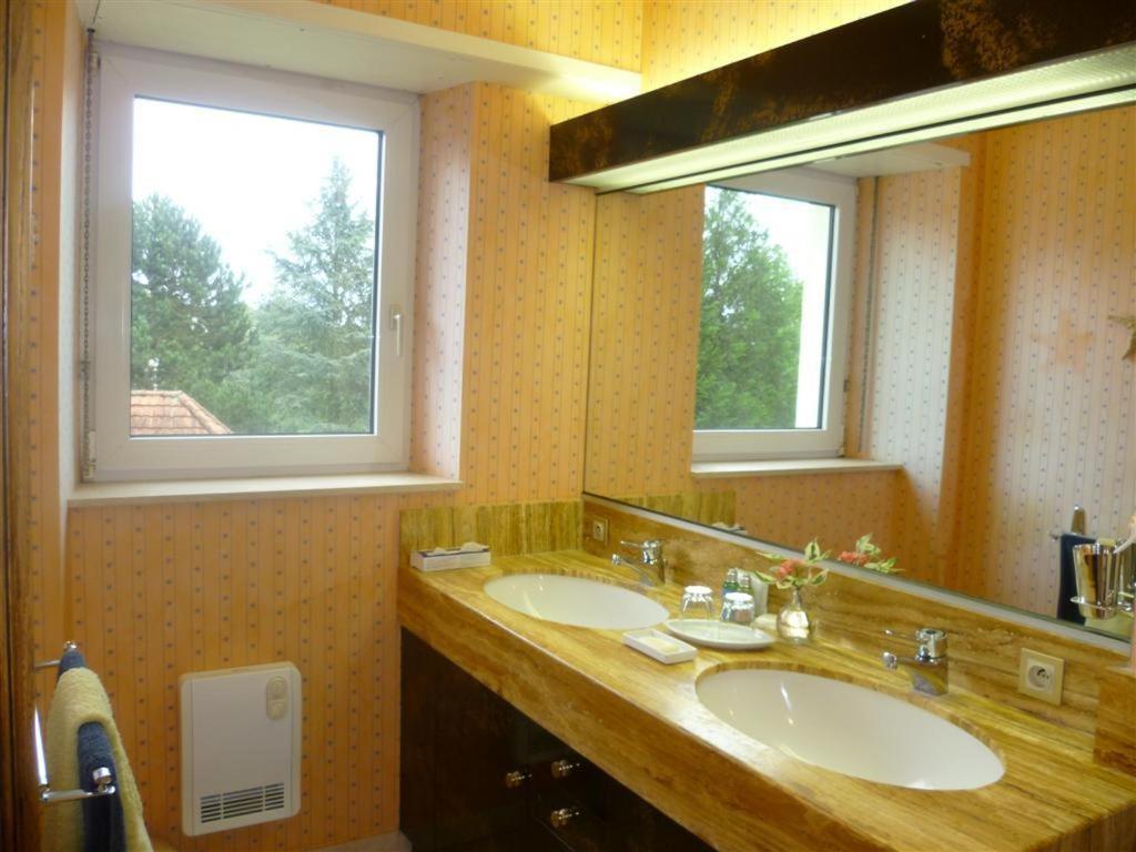 Bois Joli De La Freyere Bed and Breakfast Hindisheim Εξωτερικό φωτογραφία